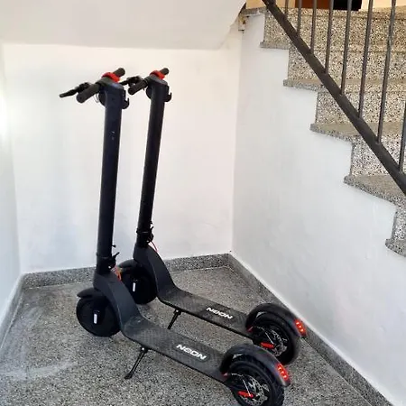 Aquamarine - Free 2 Electric Scooters 公寓 罗维尼