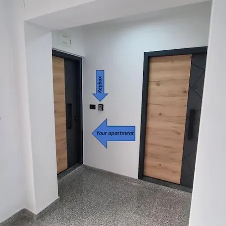 Apartment Aquamarine - Free 2 Electric Scooters *