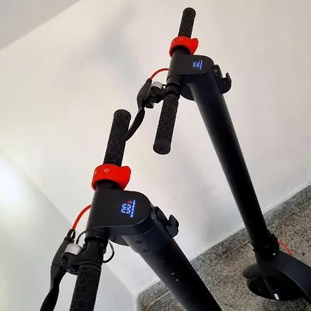 Aquamarine - Free 2 Electric Scooters Apartment